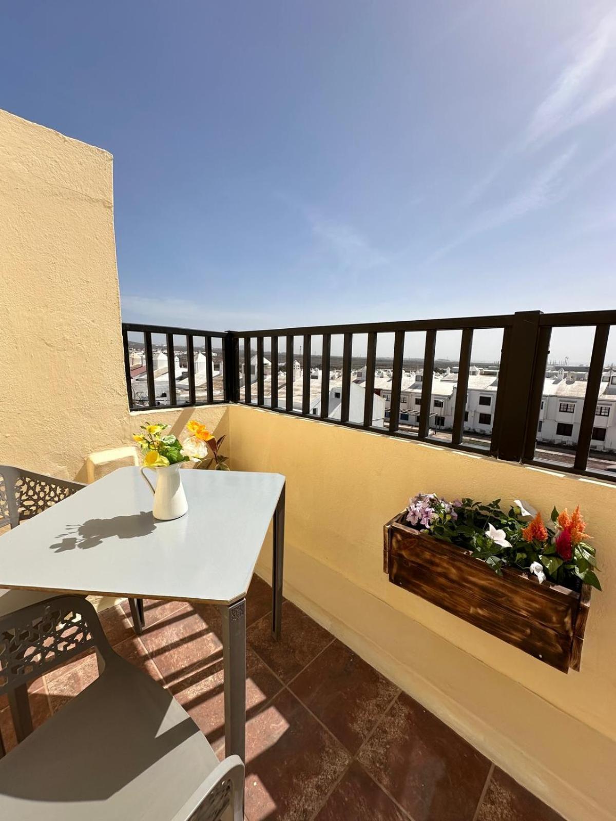 Nahmar Apartamento Arrecife  Esterno foto